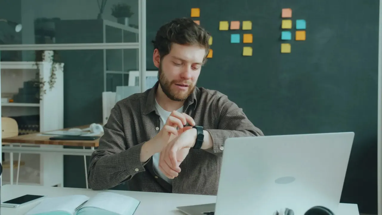 www silicon-insider .com wearable tech